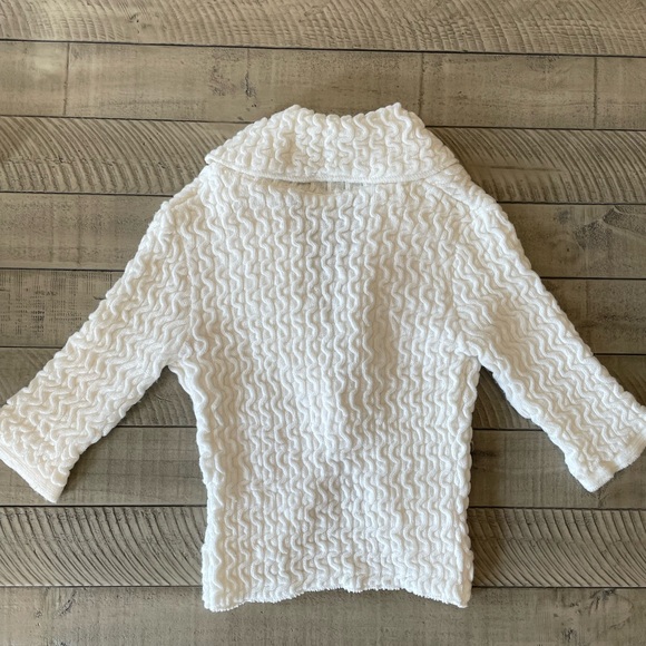 Le Chateau White Bolero - Picture 2 of 3